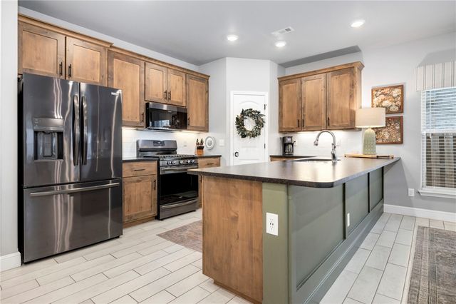 2131 Periwinkle Place, Centerton, AR 72719