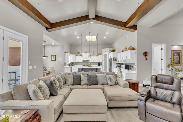 2324 ARTURO VALLEJO Street, El Paso, TX 79938