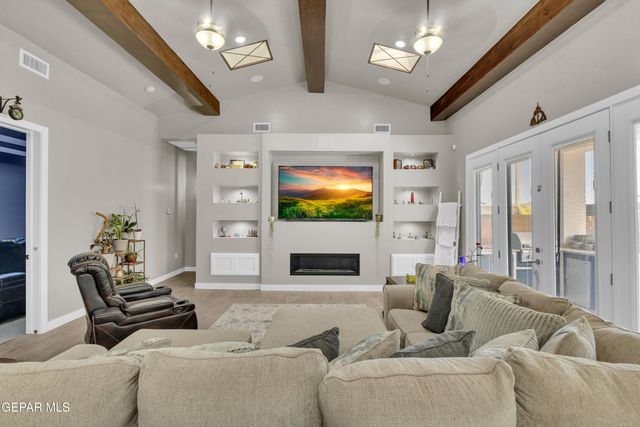 2324 ARTURO VALLEJO Street, El Paso, TX 79938