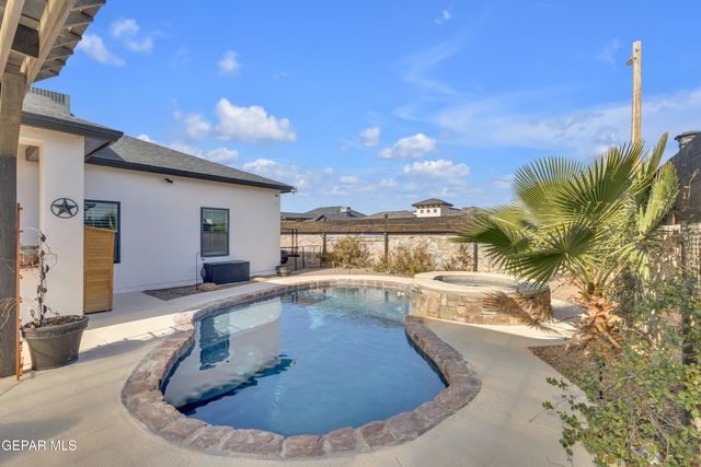 2324 ARTURO VALLEJO Street, El Paso, TX 79938