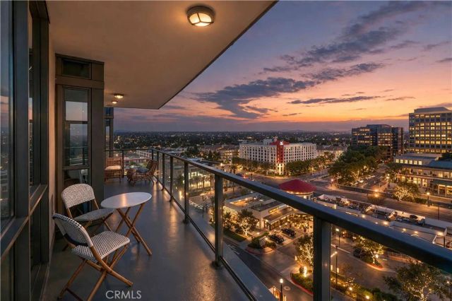 9 MacArthur Place 602, Santa Ana, CA 92707