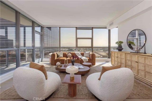 9 MacArthur Place 602, Santa Ana, CA 92707