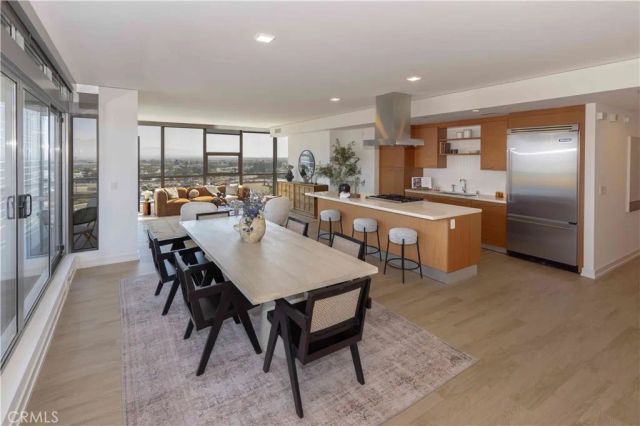 9 MacArthur Place 602, Santa Ana, CA 92707