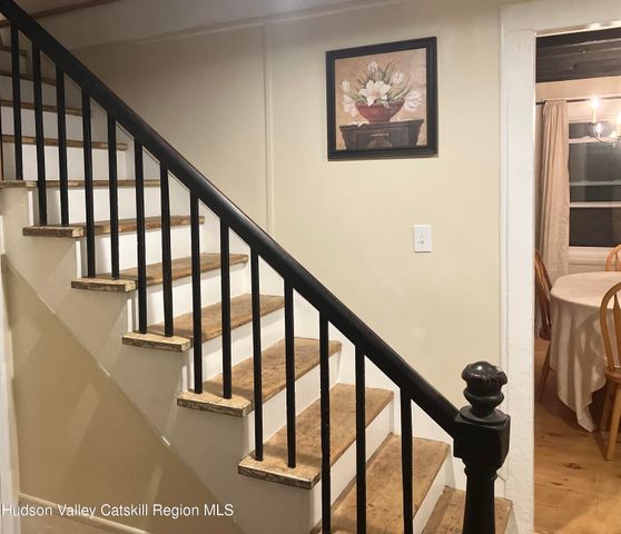 353 Vosenkill Road, Athens, NY 12015