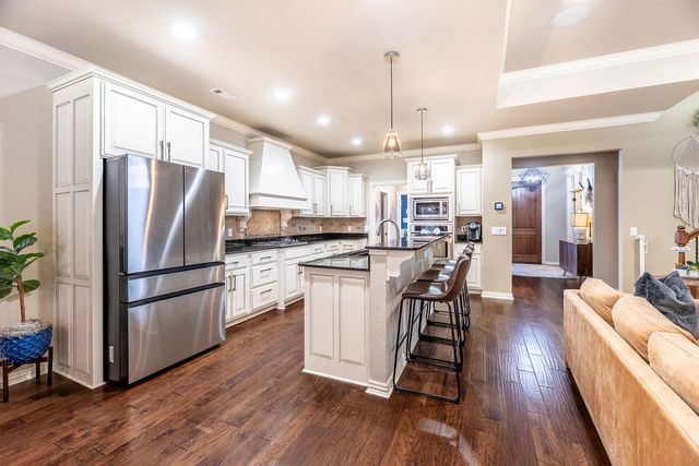 2779 Shagbark Bend, Fayetteville, AR 72703