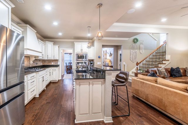 2779 Shagbark Bend, Fayetteville, AR 72703