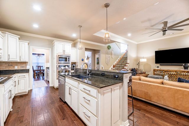 2779 Shagbark Bend, Fayetteville, AR 72703