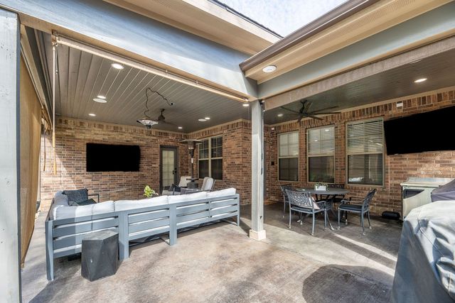 2779 Shagbark Bend, Fayetteville, AR 72703