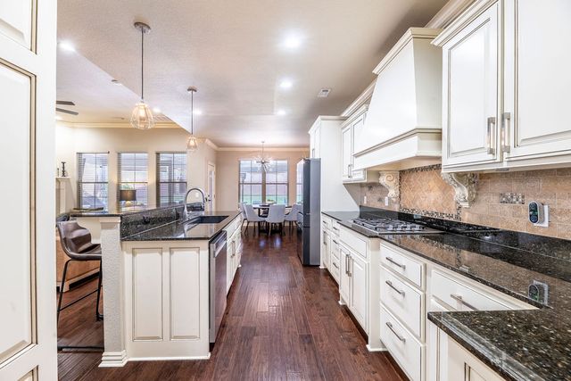 2779 Shagbark Bend, Fayetteville, AR 72703