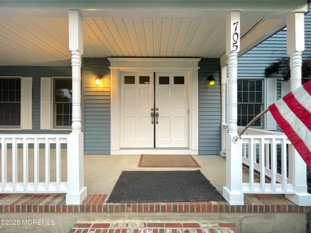 705 Princeton Road, Lanoka Harbor, NJ 08734