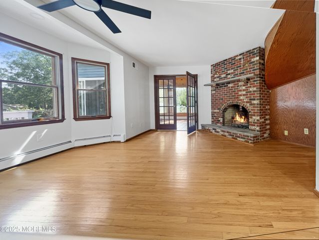 705 Princeton Road, Lanoka Harbor, NJ 08734