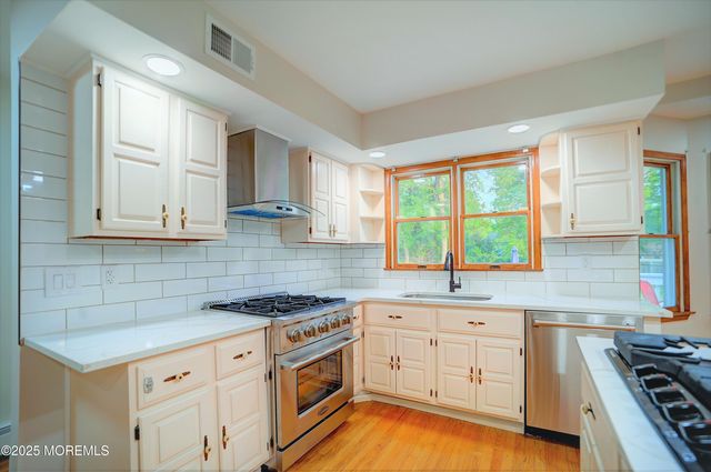 705 Princeton Road, Lanoka Harbor, NJ 08734