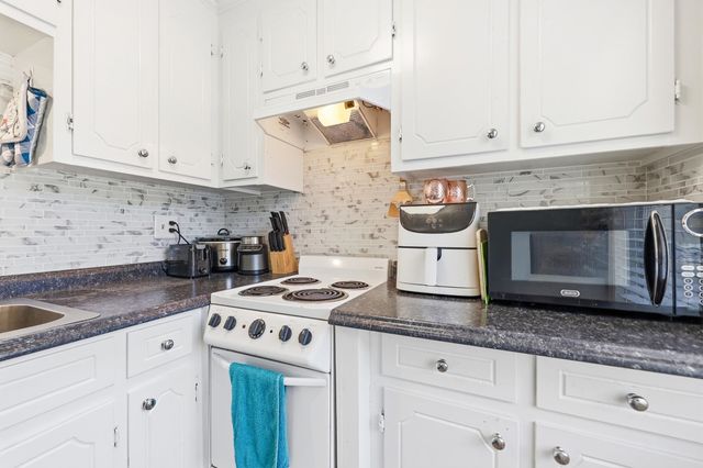207 5th Ave. N, North Myrtle Beach, SC 29582