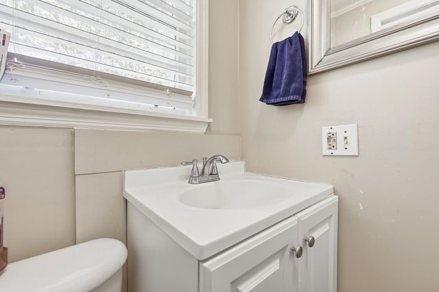 207 5th Ave. N, North Myrtle Beach, SC 29582