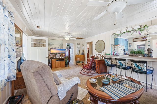 207 5th Ave. N, North Myrtle Beach, SC 29582