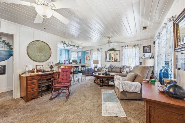 207 5th Ave. N, North Myrtle Beach, SC 29582