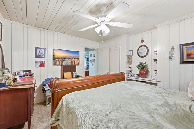 207 5th Ave. N, North Myrtle Beach, SC 29582