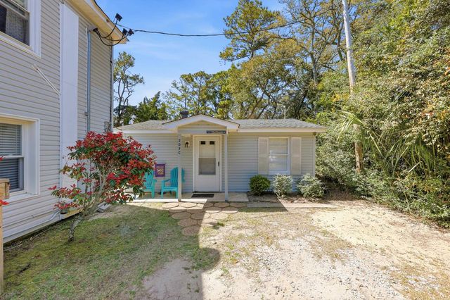 207 5th Ave. N, North Myrtle Beach, SC 29582