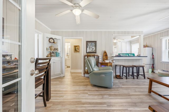 207 5th Ave. N, North Myrtle Beach, SC 29582