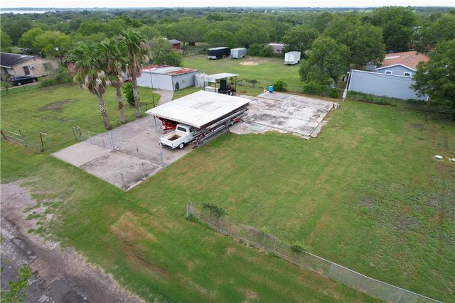 24727 County Road 320, Mathis, TX 78368