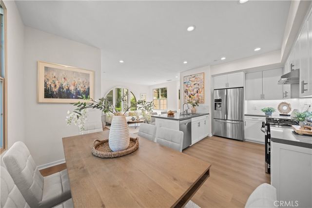 112 Tallowood, Irvine, CA 92620