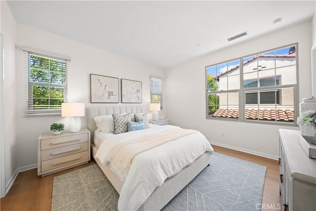112 Tallowood, Irvine, CA 92620