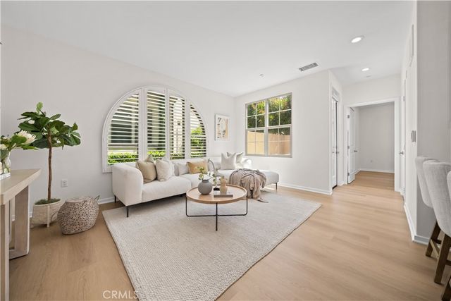 112 Tallowood, Irvine, CA 92620