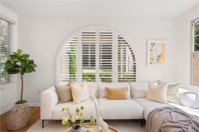 112 Tallowood, Irvine, CA 92620