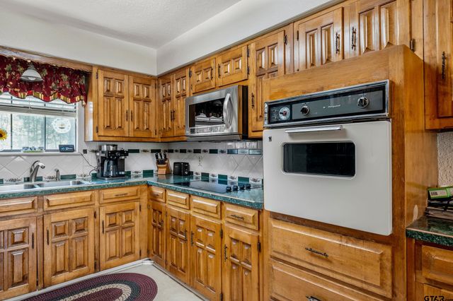 7715 State Hwy 64, Ben Wheeler, TX 75754