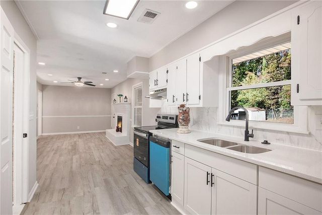 1431 Mohawk Drive, Lawrenceville, GA 30043