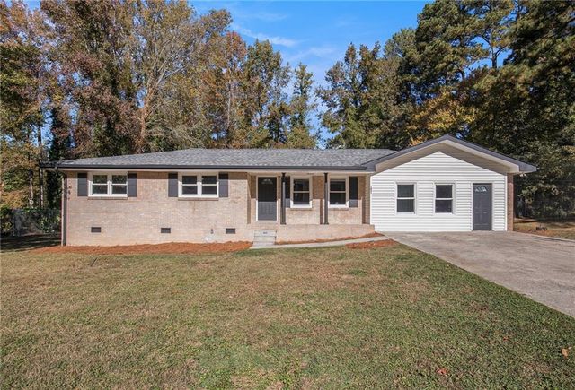 1431 Mohawk Drive, Lawrenceville, GA 30043