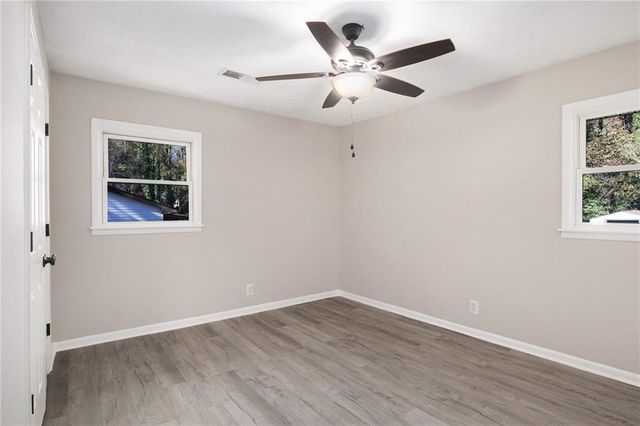 1431 Mohawk Drive, Lawrenceville, GA 30043