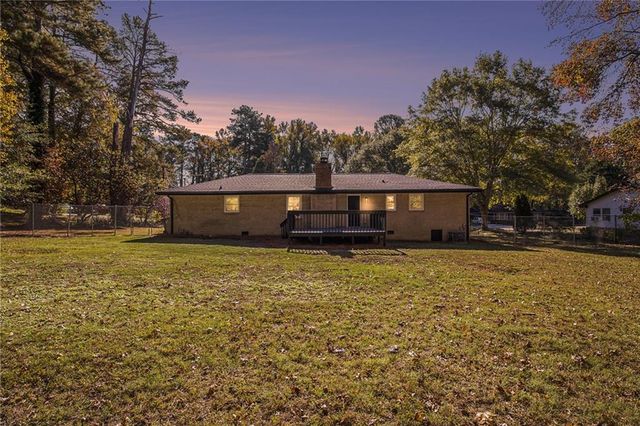 1431 Mohawk Drive, Lawrenceville, GA 30043