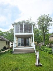 11287 Ullrey Drive, Vicksburg, MI 49097