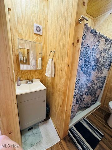 102 Cadiz Avenue, Cadiz, OH 43907