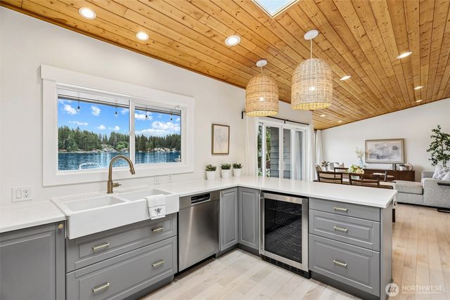 29718 226th Avenue SE, Black Diamond, WA 98010