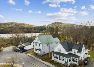 99 Depot Street, Hartford, VT 05088