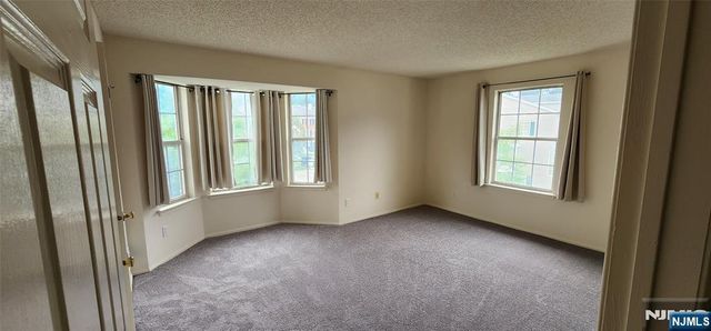 1265 Mulberry Drive, Mahwah, NJ 07430