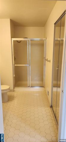 1265 Mulberry Drive, Mahwah, NJ 07430