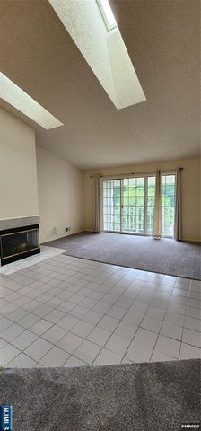 1265 Mulberry Drive, Mahwah, NJ 07430