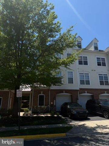 6811 HAMPTON BAY LN, Gainesville, VA 20155