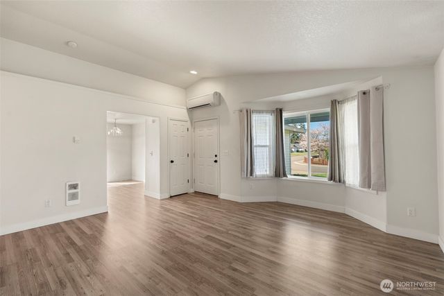 101 Harold Drive, Chehalis, WA 98532