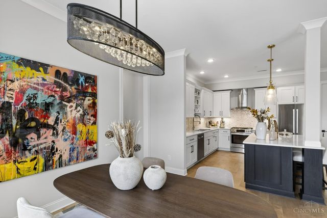 230 Vintage Club Drive, Montgomery, OH 45249