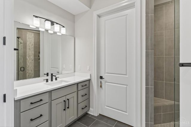 230 Vintage Club Drive, Montgomery, OH 45249