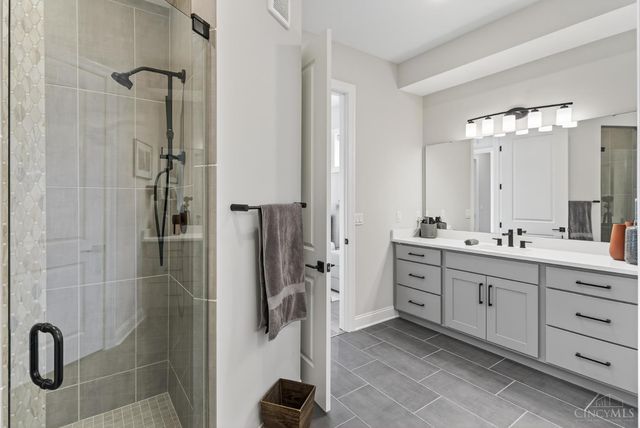 230 Vintage Club Drive, Montgomery, OH 45249