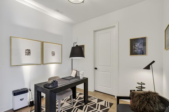 230 Vintage Club Drive, Montgomery, OH 45249