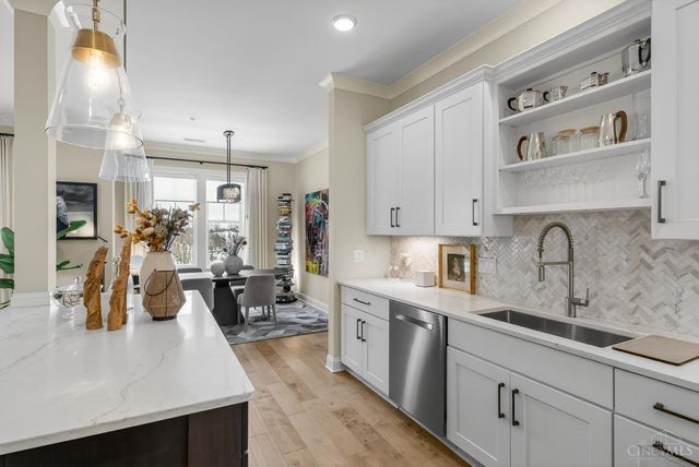 230 Vintage Club Drive, Montgomery, OH 45249