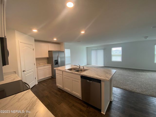 2773 OAK STREAM Drive, Green Cove Springs, FL 32043