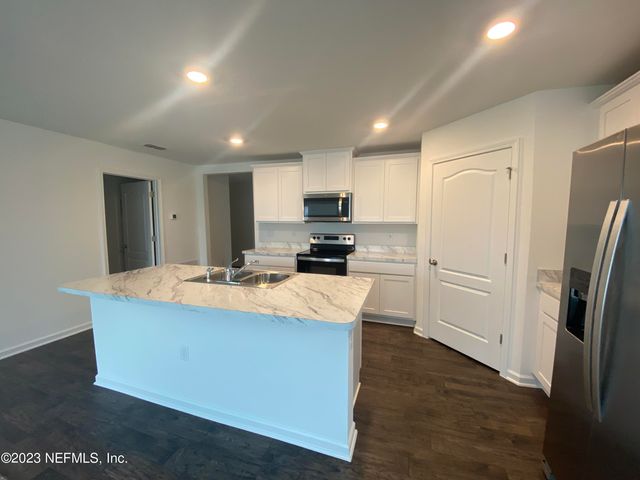 2773 OAK STREAM Drive, Green Cove Springs, FL 32043