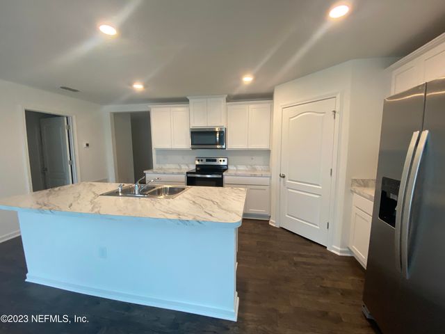 2773 OAK STREAM Drive, Green Cove Springs, FL 32043